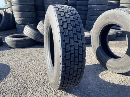  Opona ciężarowa 225/75R17.5 BIEŻNIKOWANA TYP MICHELIN XDE2 / 100% BIEŻNIKA
