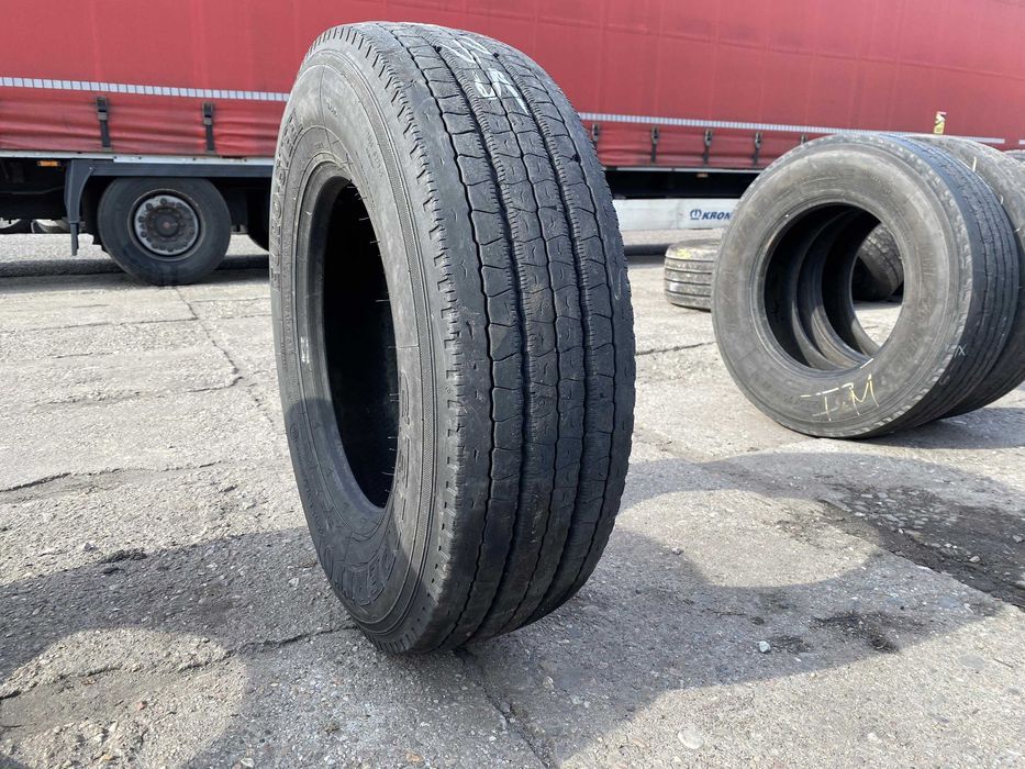 Opona ciężarowa 215/75R17.5 CONTINENTAL LDR1+ / 100% Bieżnika Opona ciężarowa 235/75R17.5 SEMPERIT EURO-STEEL / 10MM