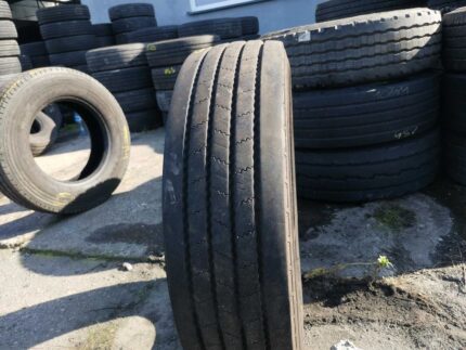Opona ciężarowa 215/75R17.5 UNIROYAL FH40 / 10MM
