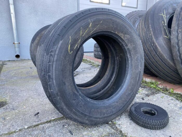 Opony ciężarowe 215/75R17.5 UNIROYAL MONOPOLY R2000 / 9-11MM