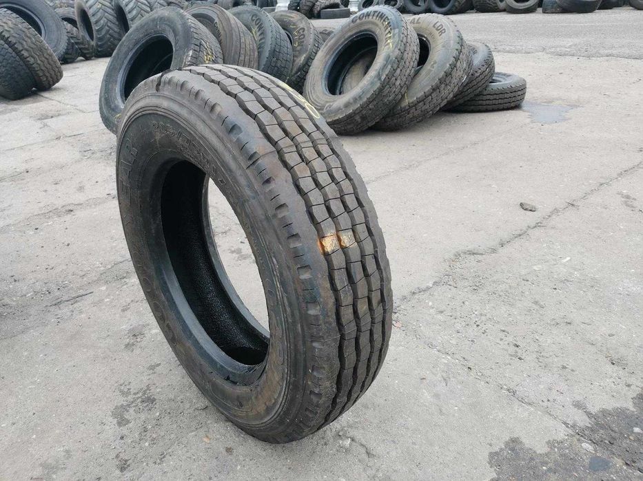 Opona ciężarowa 315/80R22.5 SAVA AVANT 4 PLUS / 12-13mm Opona ciężarowa 205/75R17.5 GOODYEAR G291 / 100% BIEŻNIKA