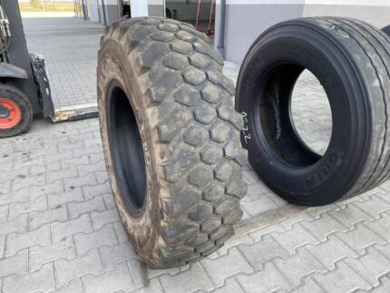  Opona przemysłowa  CONTINENTAL MPT    Bieżnika