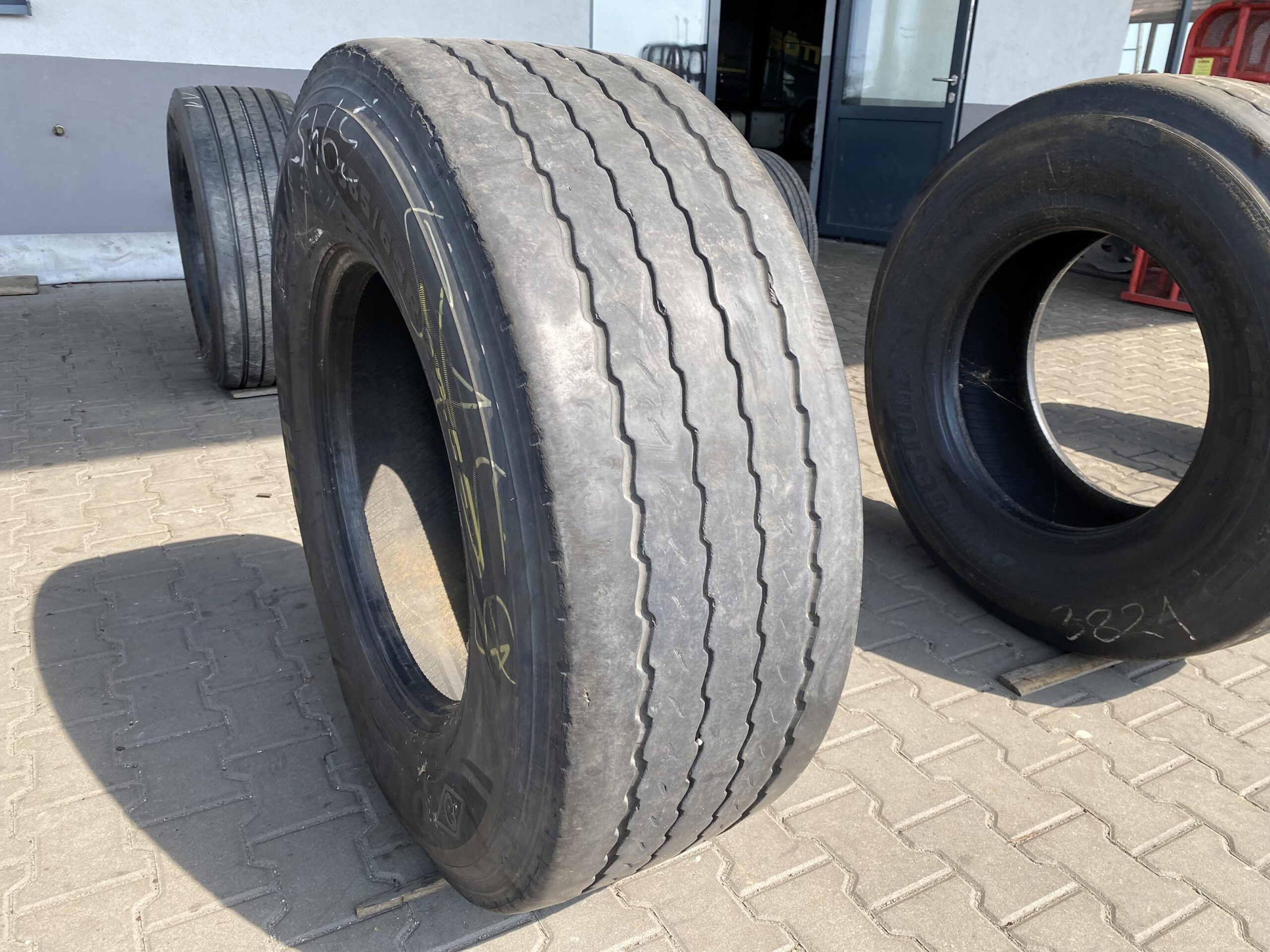 385/65R22.5 OTANI OH-108 / 7-9mm OTANI OH