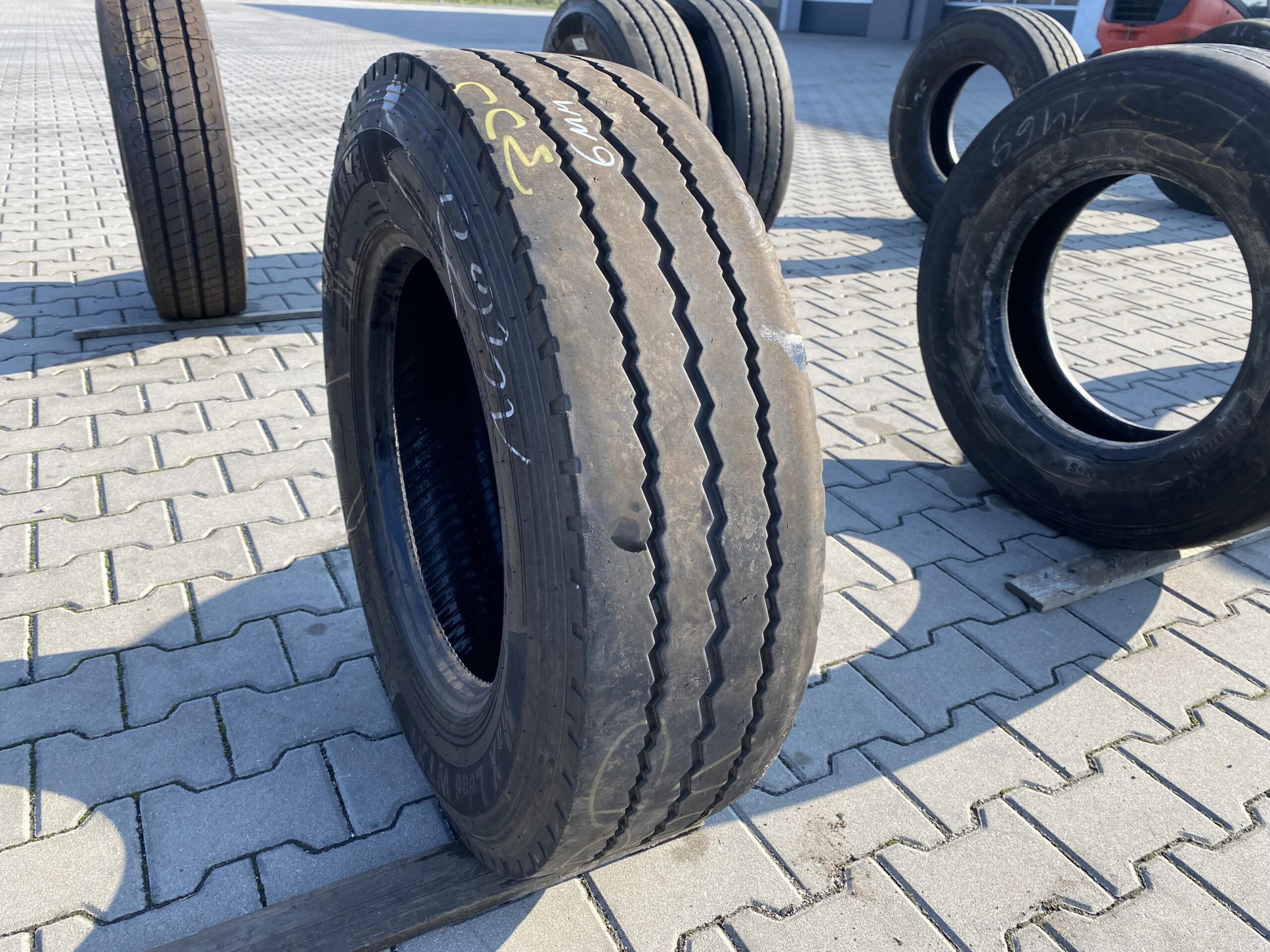 235/75R17.5 WESTLAKE MAX LOAD WTX1 / 6mm WESTLAKE MAX LOAD WTX