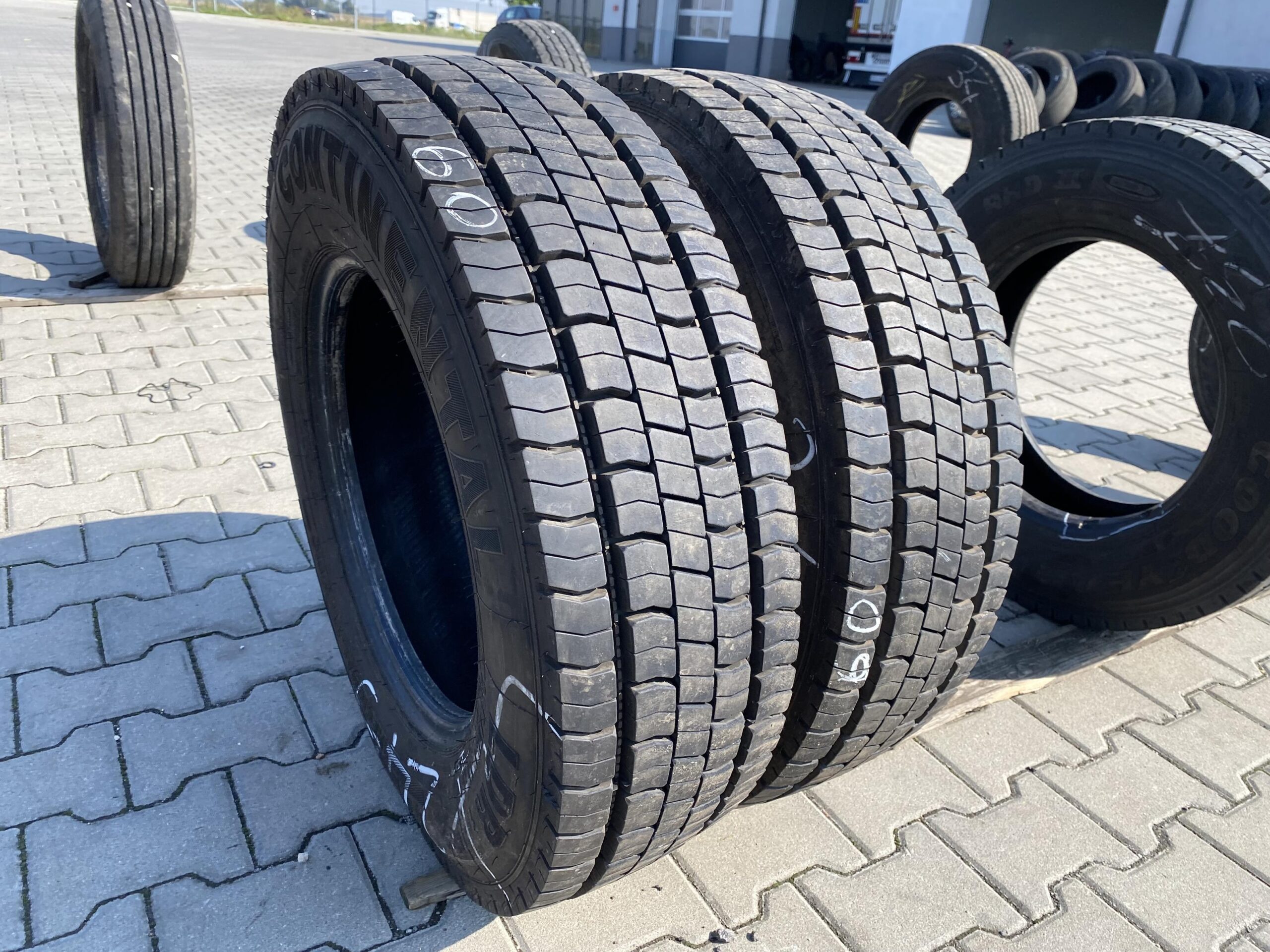 225/75R17.5 CONTINENTAL LDR1 / 12-13mm CONTINENTAL LD