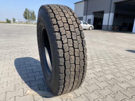 GOODYEAULTRA GRIP WTD Bieżnika