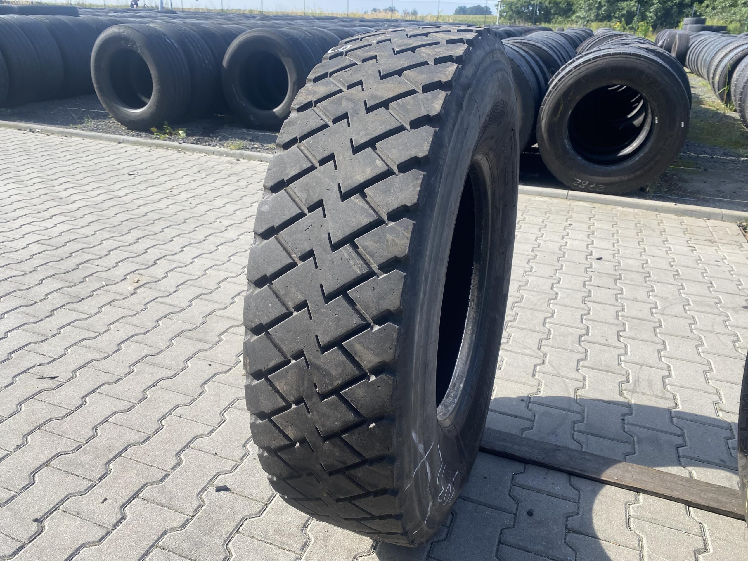 315/80R22.5 BIEŻNIKOWANA TYP ZETKA / 7-9mm BIEŻNIKOWANA TYP ZETKA