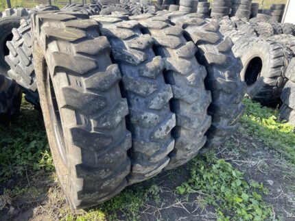  Opona przemysłowa do koparek  OPONY  DO KOPARKI KOŁOWEJ MITAS EM