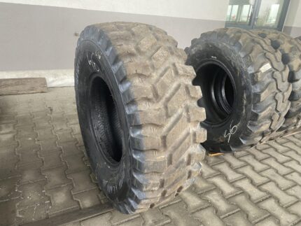  Opona przemysłowa do ładowarek GOODYEAOVERLOAD   Bieżnika