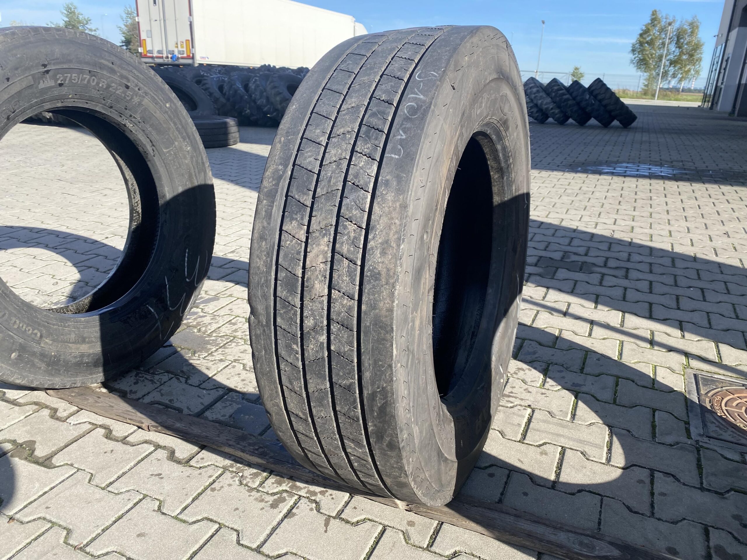 275/70R22.5 GOODYEAR URBANMAX MCD TRACTION / 9-10mm GOODYEAURBANMAX MCD TRACTION