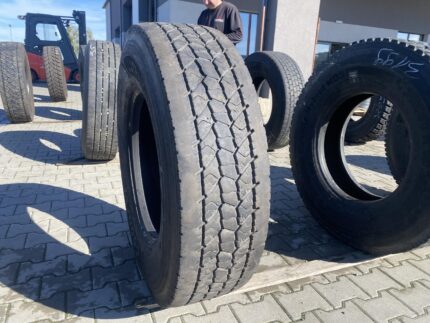  GOODYEAULTRA GRIP MAX S  