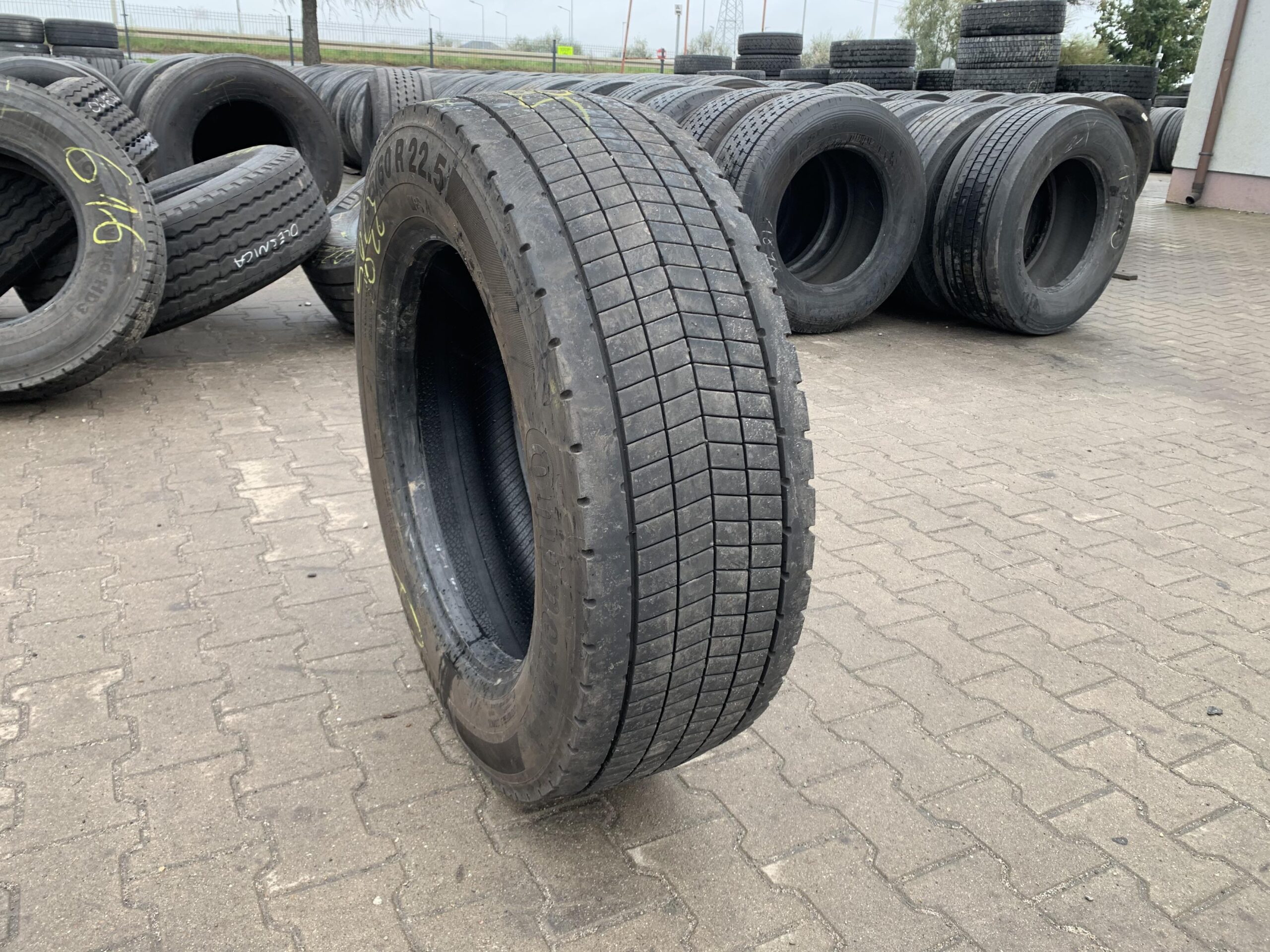 295/60R22.5 CONTINENTAL CONTI ECOPLUS HD3+ / 7-12mm CONTINENTAL CONTI ECOPLUS HD