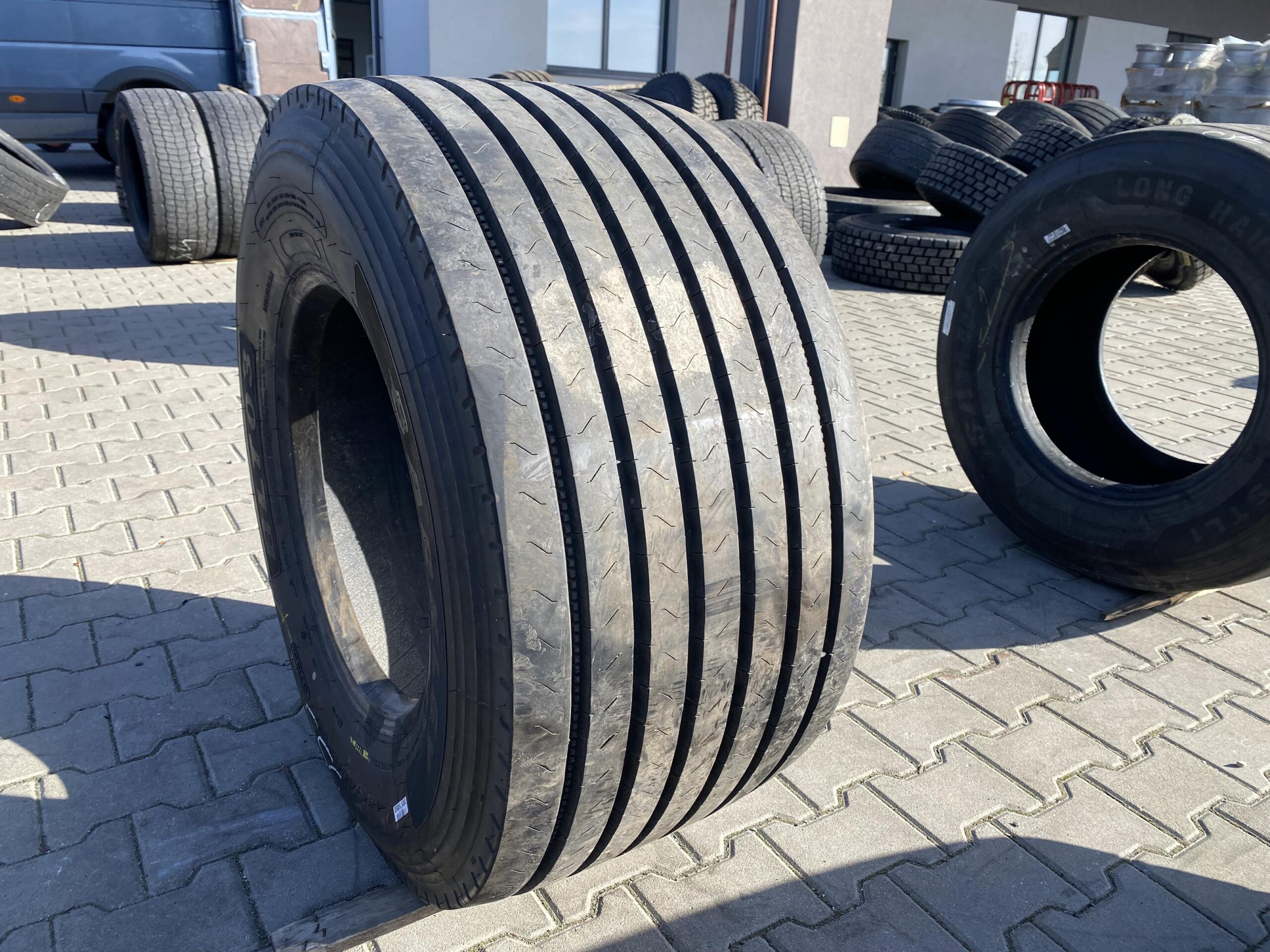 435/50R19.5 BARKLEY BLT03 / 12mm BARKLEY BLT