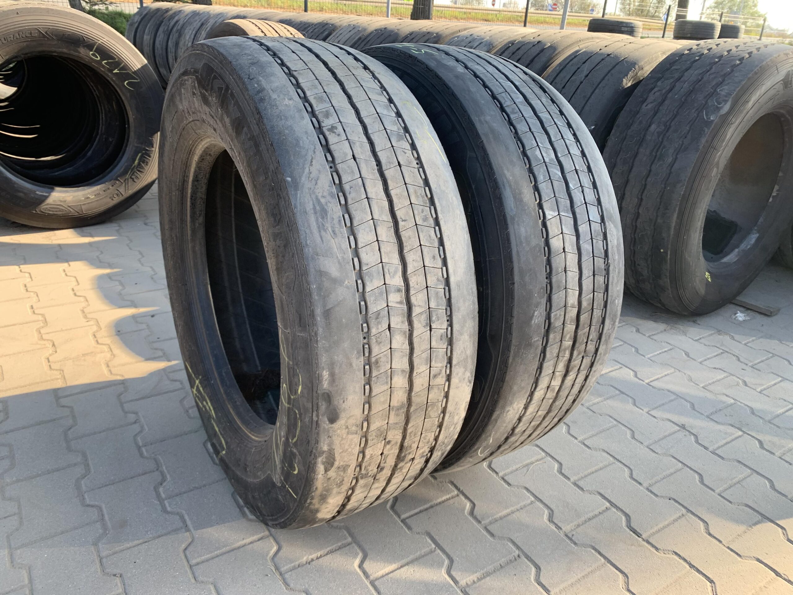 315/60R22.5 MICHELIN X MULTI Z / 5-7mm MICHELIN X MULTI Z