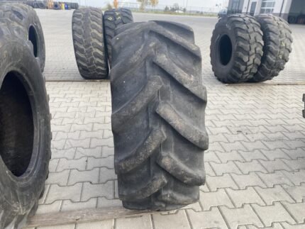 Opona przemysłowa  GOODYEAIT   bieżnika