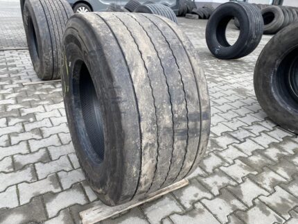 Używane opony do ciężarówek 445/45R19.5 CONTINENTAL CONTI HYBRID HT3 / 6-7mm