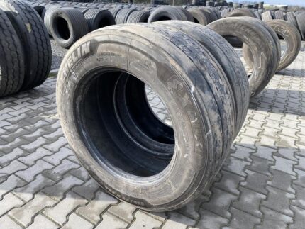 Używane opony do ciężarówek 355/50R22.5 MICHELIN X MULTI Z / 7-9mm