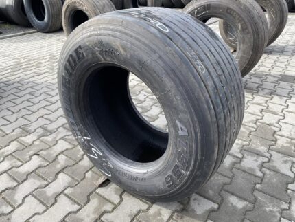 Używane opony do ciężarówek 445/45R19.5 GOODRIDE AT556 / 13mm