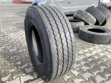 Używane opony do ciężarówek 385/65R22.5 BERLINER E3T / 12mm