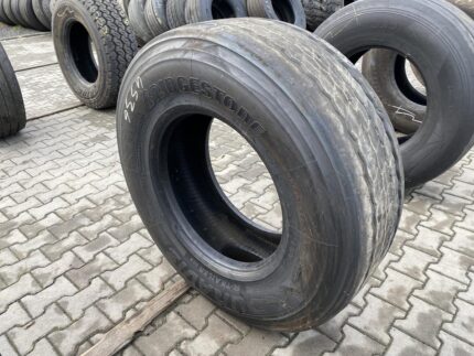 Używane opony do ciężarówek 385/65R22.5 BRIDGESTONE DURAVIS R-TRAILER 002 / 12-13mm