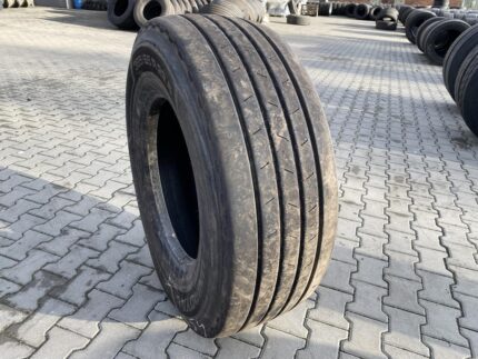 Używane opony do ciężarówek 385/65R22.5 UNIROYAL TH50 HL / 12-13mm