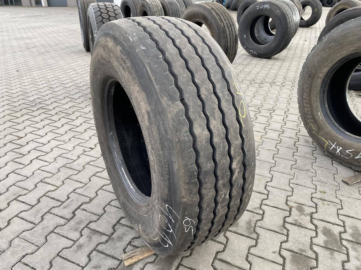 Używane opony do ciężarówek 385/65R22.5 RIGDON TRAILER MAX 416 / 12-13mm Używane opony do ciężarówek 385/65R22.5 RIGDON TRAILER MAX 416 / 12-13mm