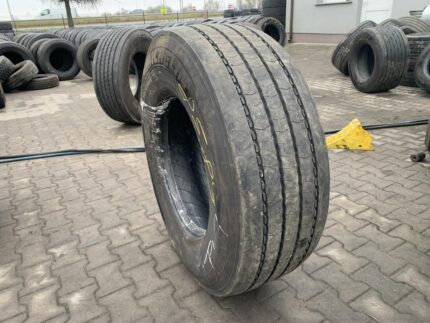  MICHELIN X MULTI HL Z  