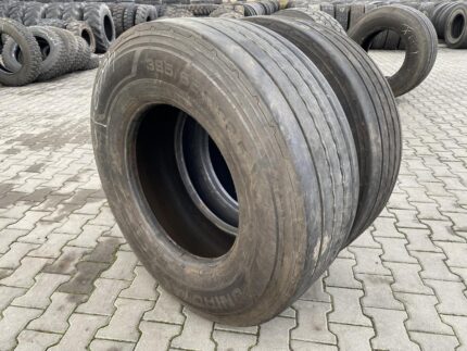 Używane opony do ciężarówek 385/65R22.5 UNIROYAL TH40 / 8-9mm