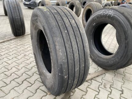 Używane opony do ciężarówek 385/65R22.5 HANKOOK TL10 E-CUBE MAX / 7-9mm