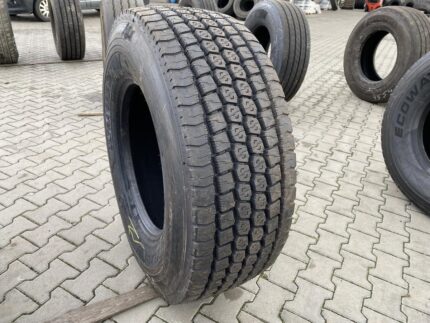 Używane opony do ciężarówek 385/65R22.5 GOODYEAR ULTRA GRIP MAX T / 100% Bieżnika