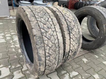 Używane opony do ciężarówek 295/55R22.5 GOODYEAR KMAX D GEN-2 / 8-9mm