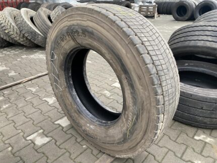 Używane opony do ciężarówek 315/80R22.5 CONTINENTAL CONTI ECOPLUS HD3 / 11-12mm