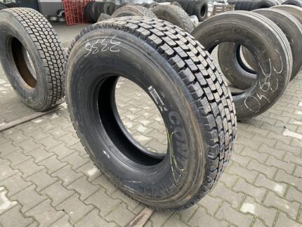 Używane opony do ciężarówek 315/80R22.5 BIEŻNIKOWANA TYP CONTINENTAL HDR2 / 100% Bieżnika