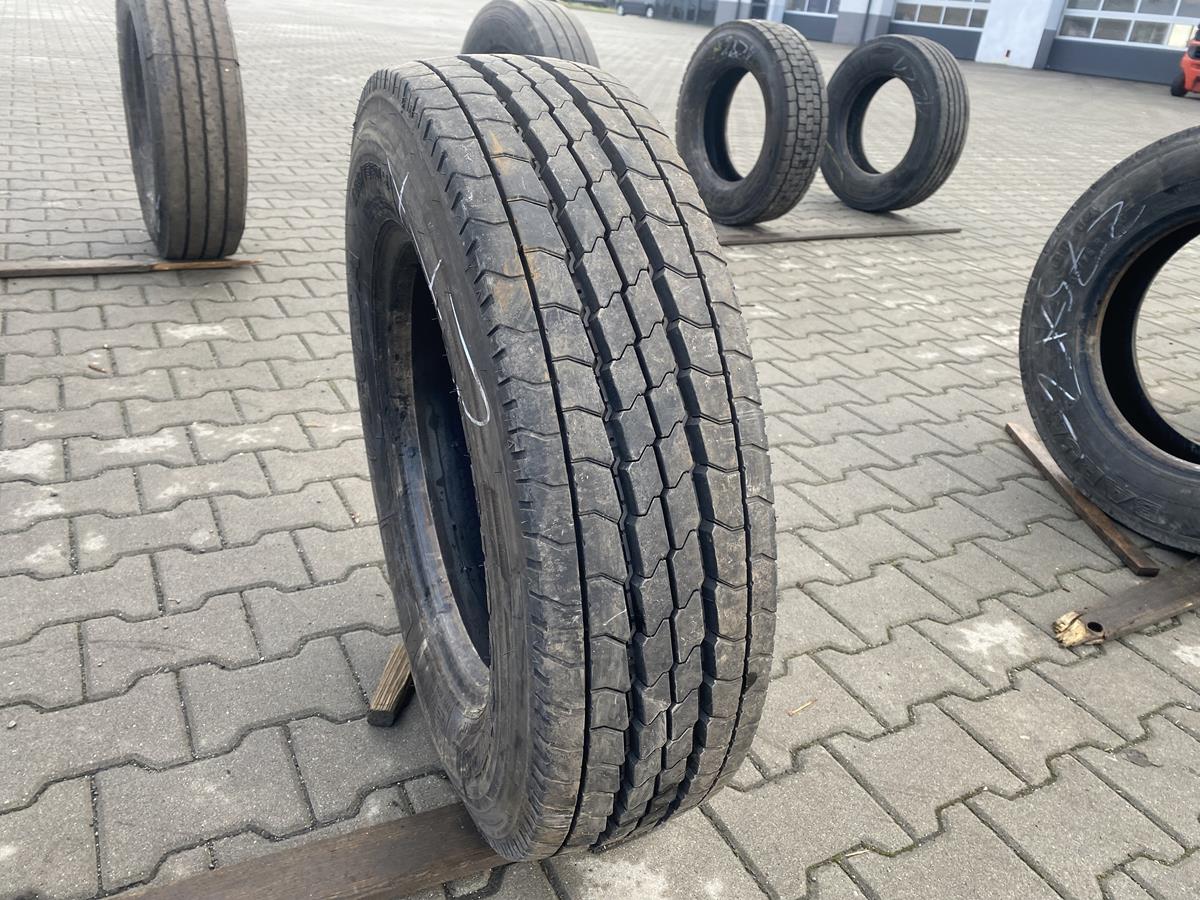 Używane opony do ciężarówek 205/75R17.5 FULDA REGIOCONTROL / 12-13mm Używane opony do ciężarówek 205/75R17.5 FULDA REGIOCONTROL / 12-13mm