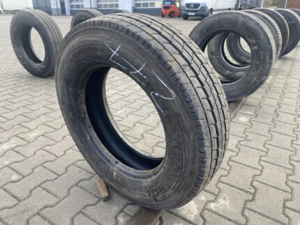 Używane opony do ciężarówek 205/75R17.5 FULDA REGIOCONTROL / 12-13mm