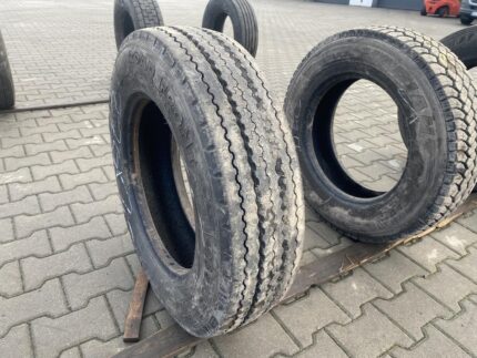 Używane opony do ciężarówek 205/75R17.5 BARUM BF 14 ROAD FRONT / 10-11mm