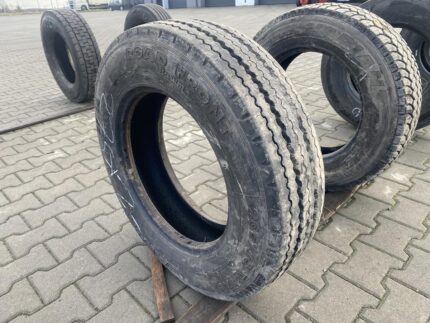 Używane opony do ciężarówek 205/75R17.5 BARUM BF 14 ROAD FRONT / 10-11mm