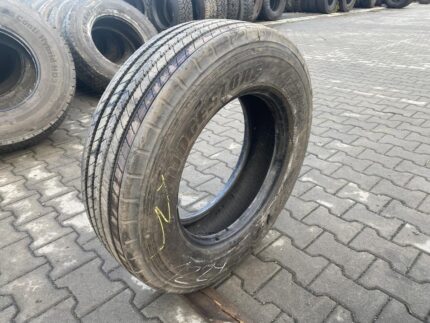 Używane opony do ciężarówek 215/75R17.5 BRIDGESTONE R227 / 100% Bieżnika