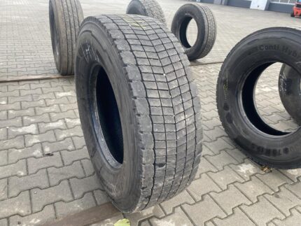 Używane opony do ciężarówek 305/70R19.5 CONTINENTAL CONTI HYBRID HD3 / 11-13mm
