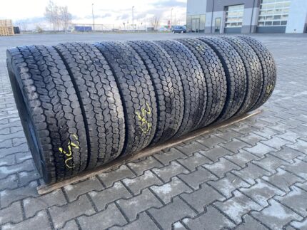 Używane opony do ciężarówek 215/75R17.5 MICHELIN XMULTI D / 6-7mm