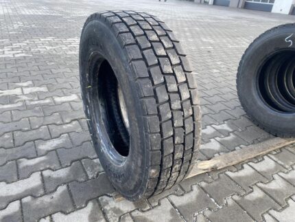 Używane opony do ciężarówek 235/75R17.5 FALKEN BI851 / 12mm
