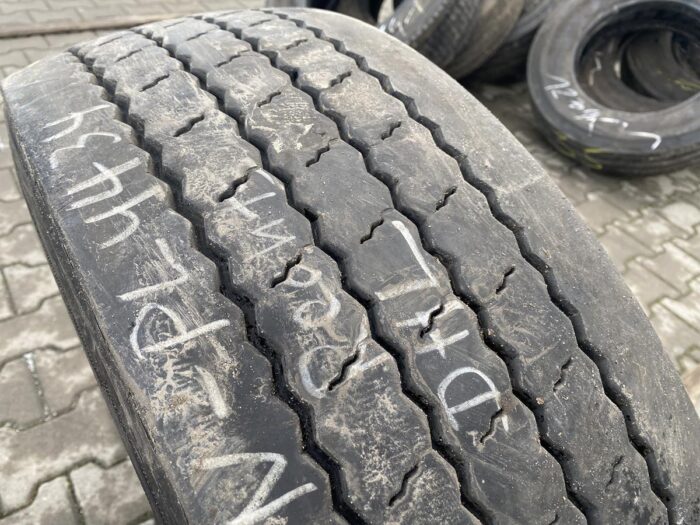 Używane opony do ciężarówek 265/70R17.5 CONTINENTAL CONTI HYBRID LS3 / 7-8mm