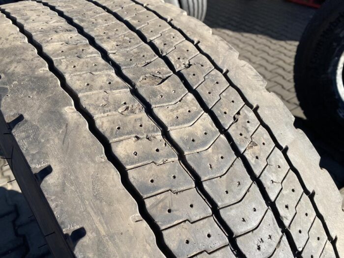 Używane opony do ciężarówek 315/80R22.5 MICHELIN XLINE ENERGY D / 7-9mm