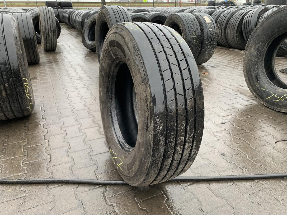 Używane opony do ciężarówek 285/70R19.5 CONTINENTAL CONTI HYBRID HS3 / 8-9mm Używane opony do ciężarówek 285/70R19.5 CONTINENTAL CONTI HYBRID HS3 / 8-9mm