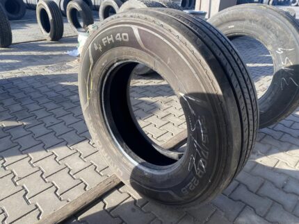 Używane opony do ciężarówek 315/70R22.5 UNIROYAL FH40 / 12-13mm