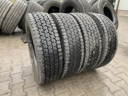 Używane opony do ciężarówek 215/75R17.5 MICHELIN XMULTI D / 5-7mm