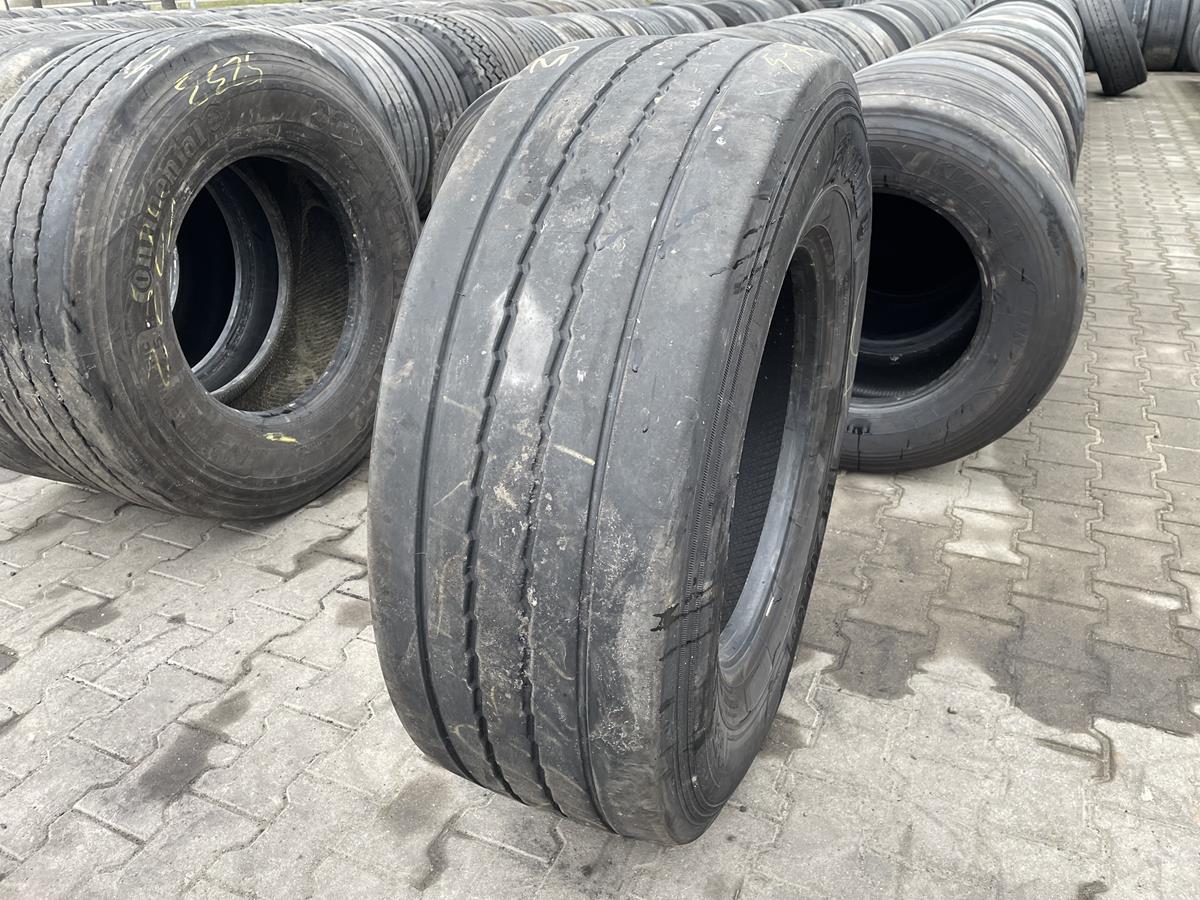 385/65R22.5 BARUM BT200 ROAD / 5-7mm BARUM BT ROAD