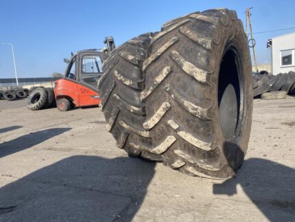  Opona rolnicza używana BKT AGRIMAX RT   bieżnika
