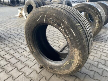 Używane opony do ciężarówek 385/55R22.5 HANKOOK SMART FLEX AH31 / 14-15mm