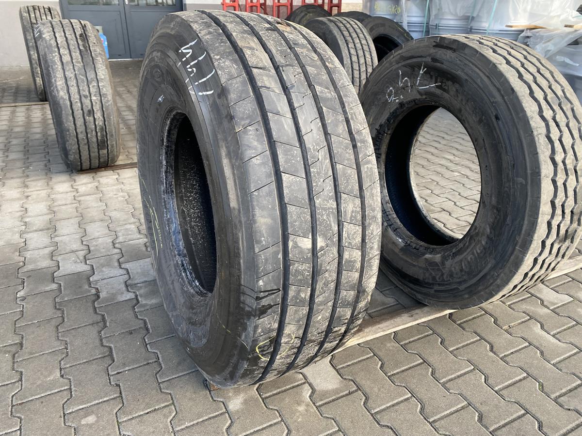 Używane opony do ciężarówek 425/65R22.5 GOODYEAR KMAX T GEN-2 / 12-13mm Używane opony do ciężarówek 425/65R22.5 GOODYEAR KMAX T GEN-2 / 12-13mm